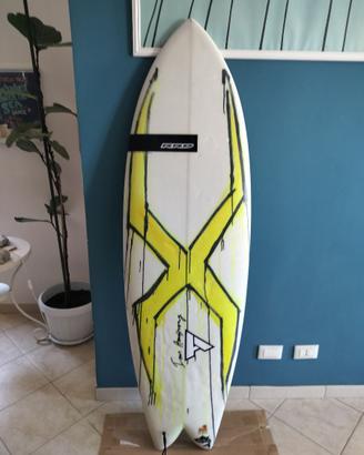 Tavola da Surf RRD Fish Lucky surfboard 5'10''