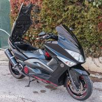 Yamaha Tmax 