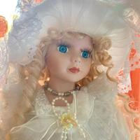 Bambola fatta a mano, artigianalmente, serie Elisa