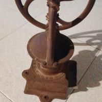 Macina cereali antichissimo