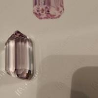 kunzite Viola 62.52 ct certificata v