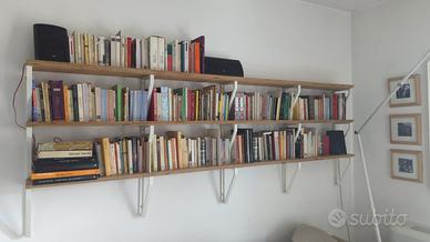 Libreria modulare a parete in legno e metallo