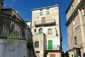 5 LOCALI A CORIGLIANO-ROSSANO