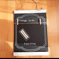 Lavagna con gessetti