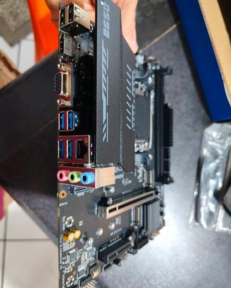 Scheda Madre HUANANZHI B650M-B PRO Socket AM5,DDR5