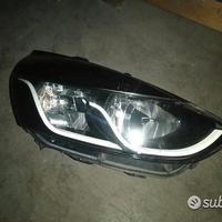 Fanale Anteriore Lato Destro Per Renault Clio RS