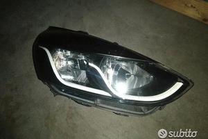 Fanale Anteriore Lato Destro Per Renault Clio RS