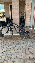 Am 50 s rockrider mountain bike full suspended