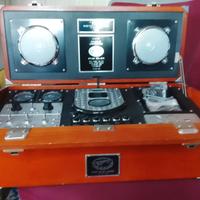 radio vintage con lettore CD e chiavetta USB 