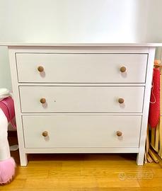 Hemnes cassettiera bianca Ikea