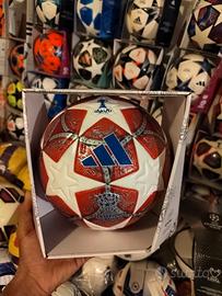 pallone Adidas champions 