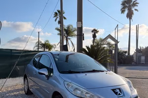 Peugeot 207 1.4 HDi 70CV 3p. Access