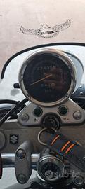 moto suzuki
