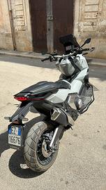 Xadv 750 2022