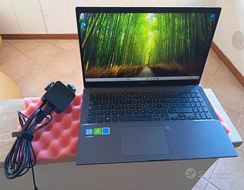 Gaming ASUS 15,6" FHD i7-8th 8core 16/750GB MVMe
