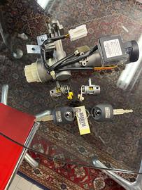 KIT SERRATURA ORIGINALE SSANGYONG PER MOD. KIRON C