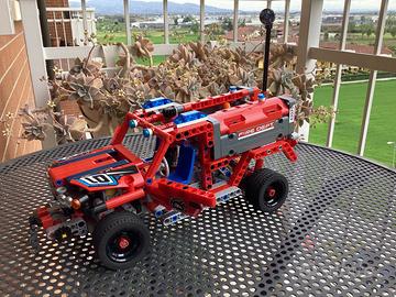 LEGO TECHNIC VEICOLO POMPIERI SOCCORSO