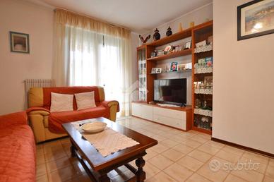 4 LOCALI A CEGGIA