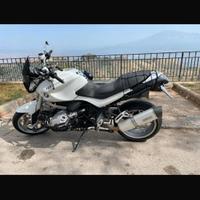 BMW R1200R