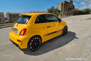 nuovissima 500 Abarth unica nel suo genere 