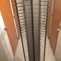 Colonna in metallo porta Dvd 