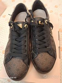 sneaker liou jo 39 dettagli oro