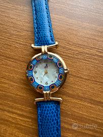 Orologio con cinturino azzurro