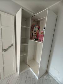 mobile angolare pax ikea
