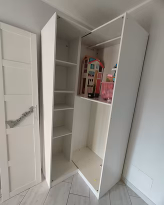 mobile angolare pax ikea