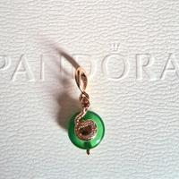 Pandora charm serpente Oro con vetro Murano verde 