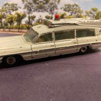 DINKY TOYS 263 SUPERIOR CRITERION AMBULANCE