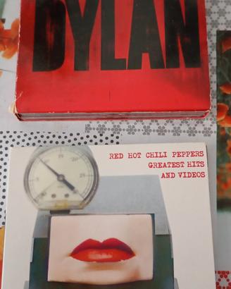 Cofanetti CD Bob Dylan e RHCP a 8 euro l'uno 