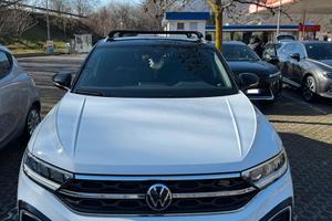 T-Roc r line 1.5 benzina 150cv Dsg anno 2024