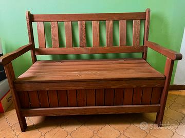 Cassapanca sia da esterno che da interno