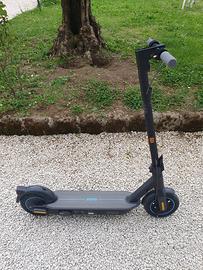 Monopattino elettrico ninebot segway max g30D II