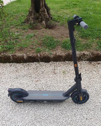 Monopattino elettrico ninebot segway max g30D II