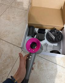 Phone Dyson supersonic nuovo