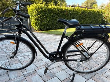 Bicicletta Elettrica BTWIN