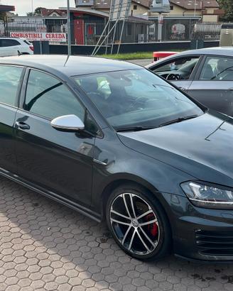 VOLKSWAGEN Golf GTD 2.0 TDI DSG 5p.  