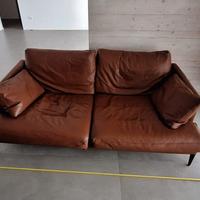 Divano di design modello Bonaldo Paraiso in pelle