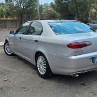 alfa romeo  166