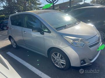 Toyota Verso-S 1.3 Benzina Automatica Neopatentati