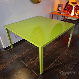 Tavolo in ferro color Verde Mela