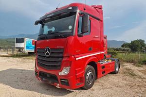 Mercedes-Benz Actros 1845