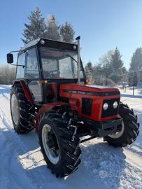 Trattore Zetor Ursus
