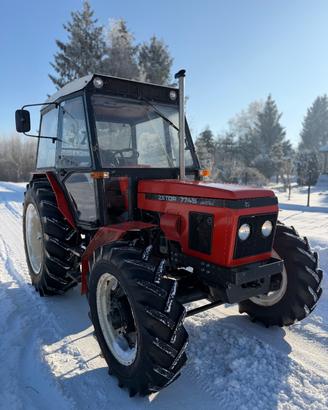 Trattore Zetor Ursus