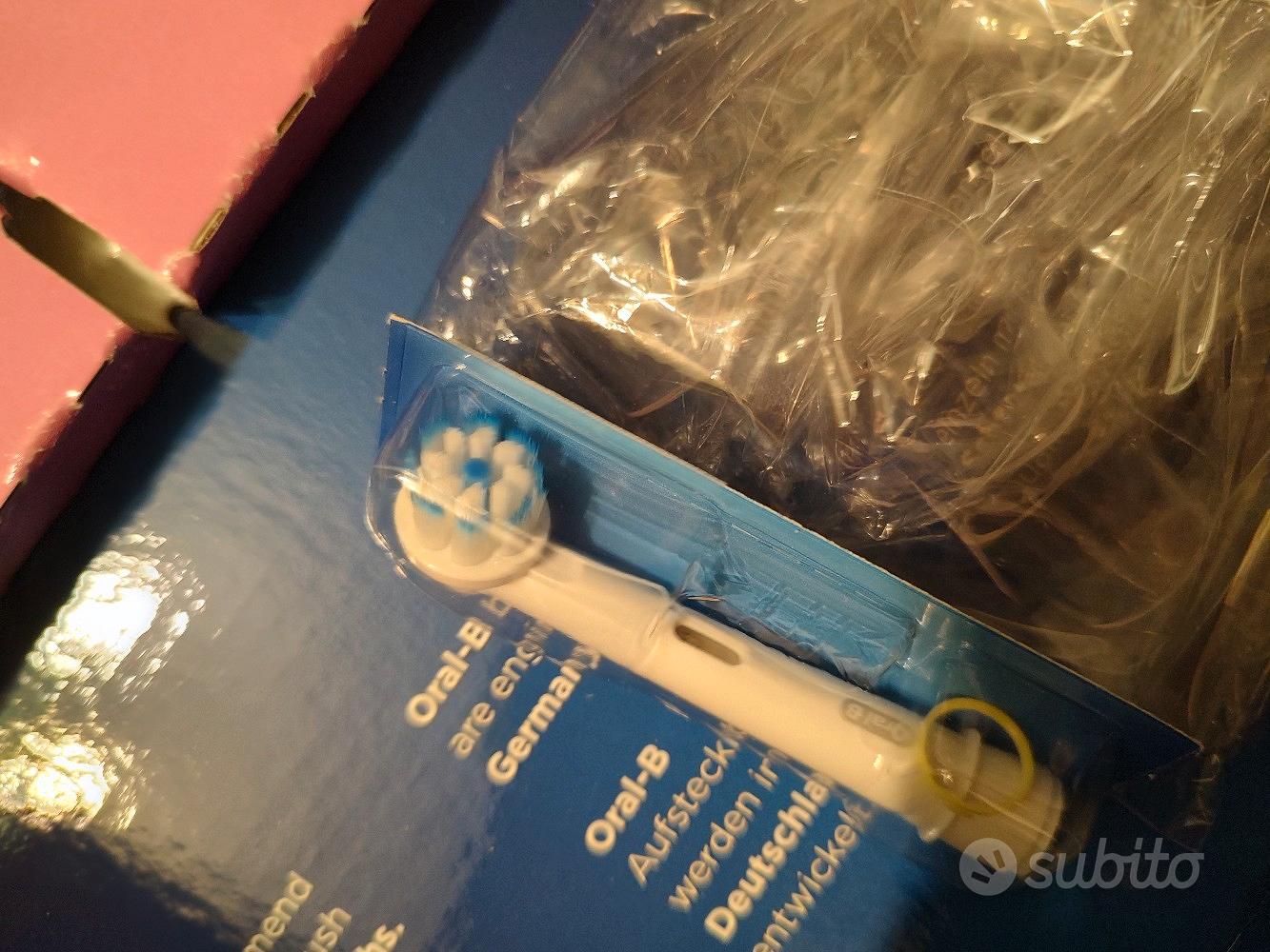 Testina/copri testina spazzolino elettrico Oral B - Elettrodomestici In  vendita a Taranto