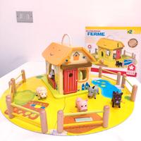 Fattoria in legno con animali House of Toys