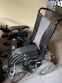 Carrozzina basculante da strada