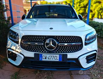 Mercedes GLB 200d 4Matic AMG line